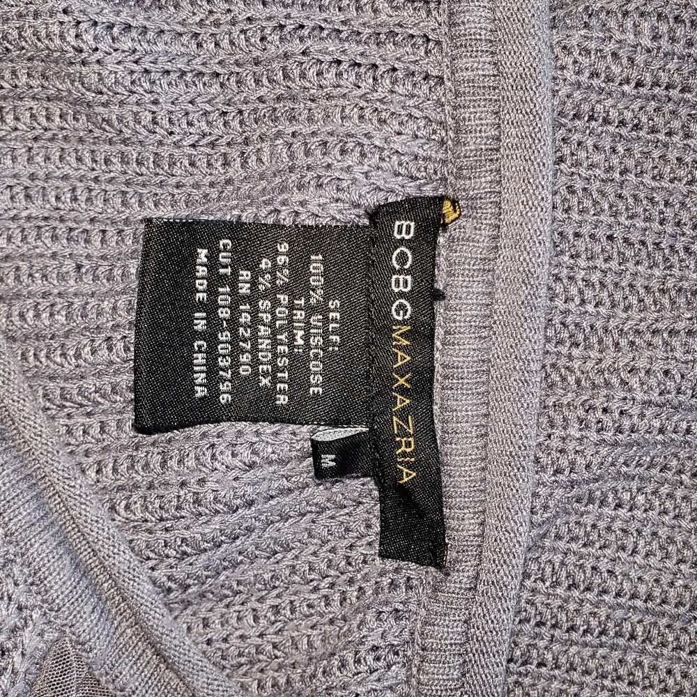 Gray top - Picture 3 of 4